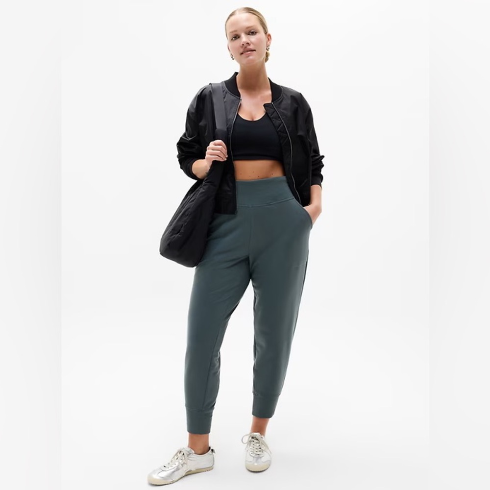 Athleta Coaster Luxe High Rise Jogger